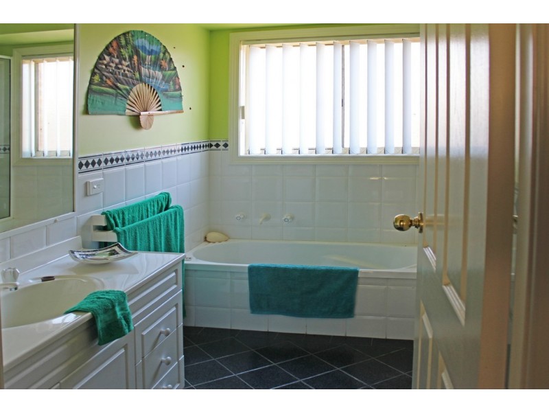 3/110 Donnelly Drive, Moruya NSW 2537