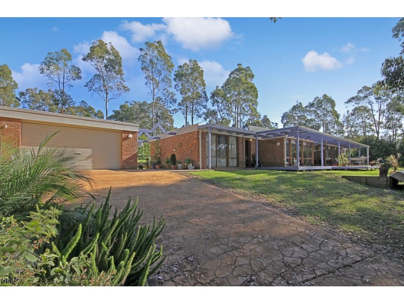 34 The Outlook Road, Surfside NSW 2536
