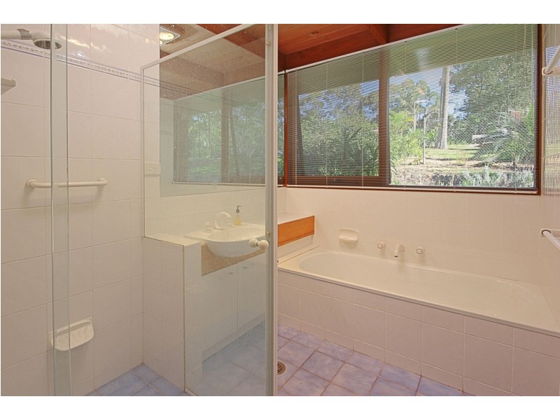 34 The Outlook Road, Surfside NSW 2536