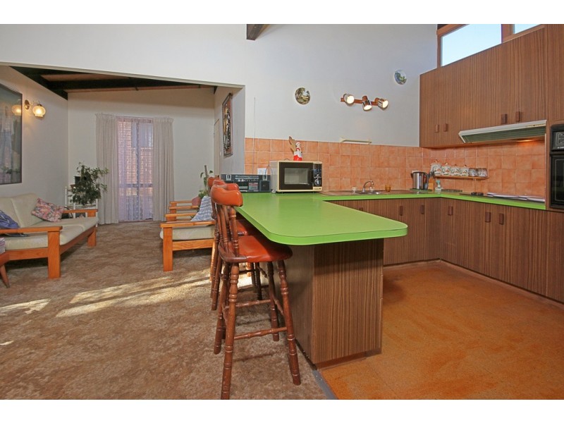 3 Gull Close, Catalina NSW 2536