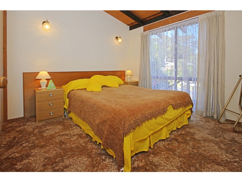 3 Gull Close, Catalina NSW 2536