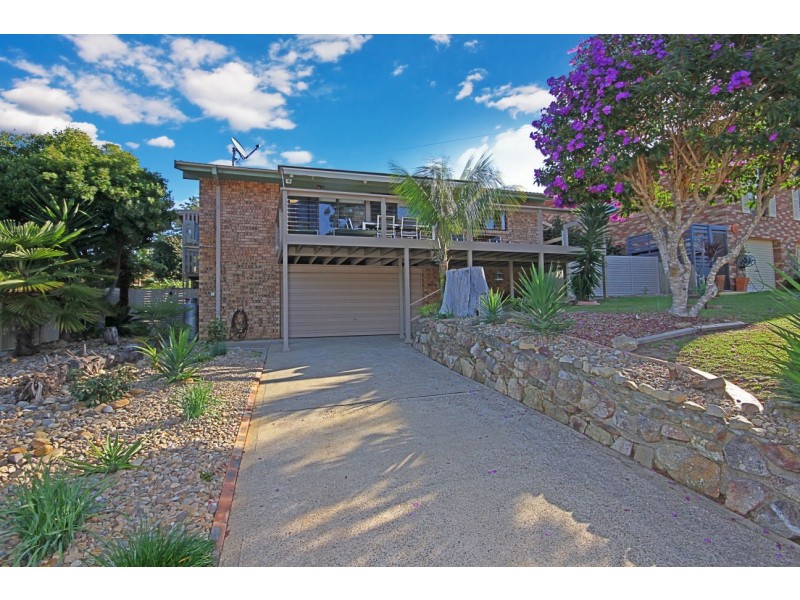 12 Johnson Place, Surf Beach NSW 2536