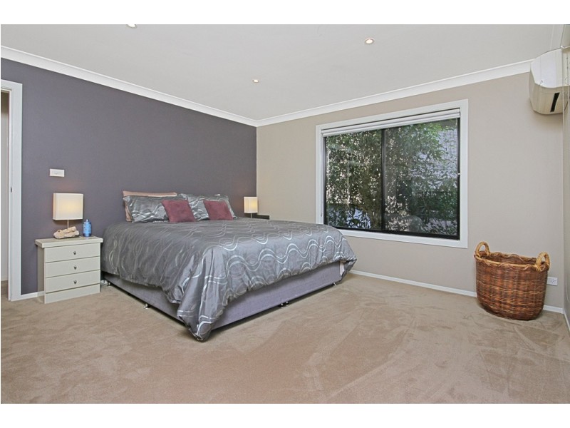 44 Karoola Crescent, Surfside NSW 2536