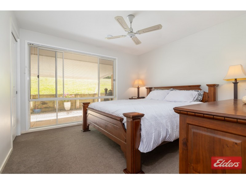 24 The Outlook Road, Surfside NSW 2536