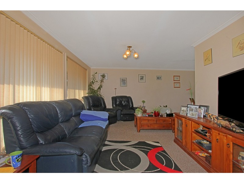 5 Thomas Mitchell Crescent, Sunshine Bay NSW 2536