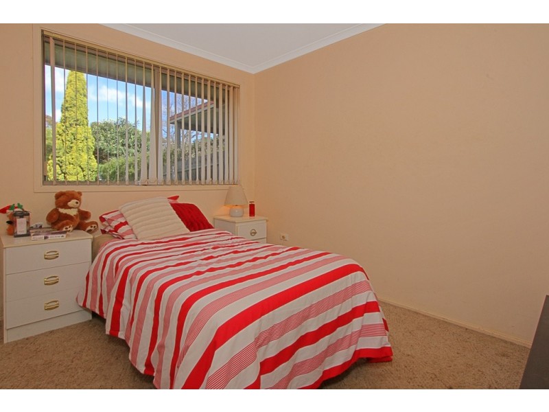 5 Thomas Mitchell Crescent, Sunshine Bay NSW 2536