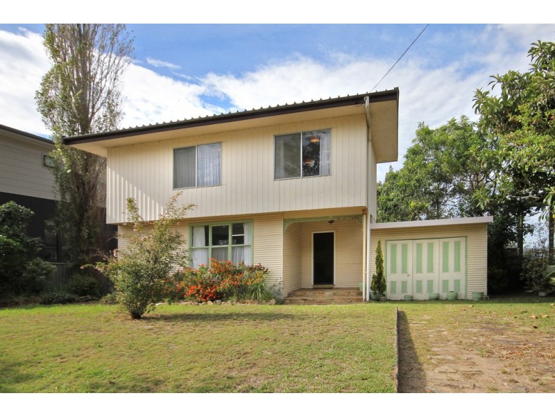 14 Myamba Parade, Surfside NSW 2536