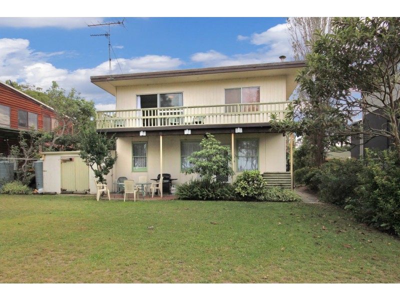 14 Myamba Parade, Surfside NSW 2536