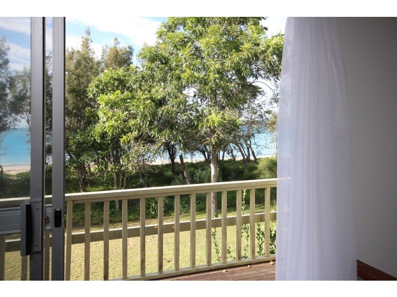 14 Myamba Parade, Surfside NSW 2536