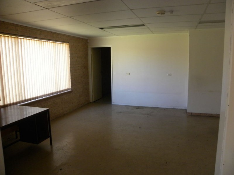 25 Kylie Crescent, Batemans Bay NSW 2536