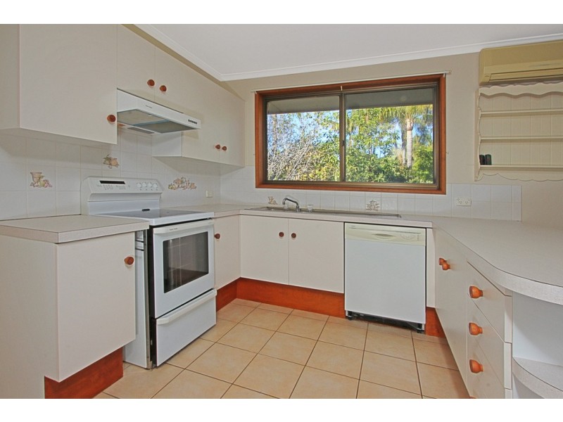 1 Parker Avenue, Surf Beach NSW 2536