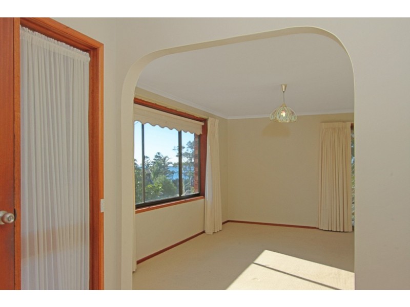 1 Parker Avenue, Surf Beach NSW 2536