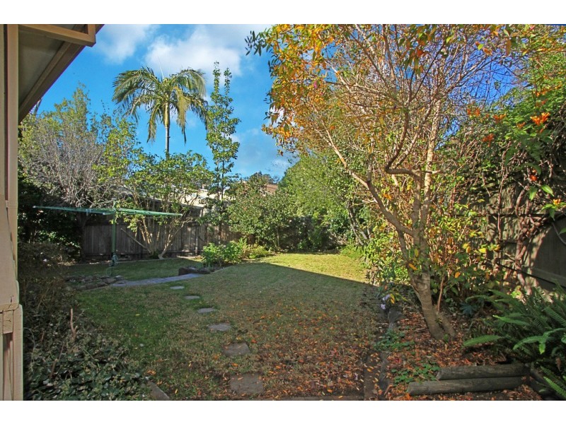 1 Parker Avenue, Surf Beach NSW 2536