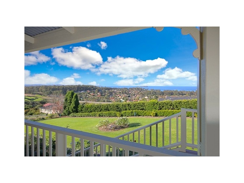 8 Towrang Avenue, Surf Beach NSW 2536