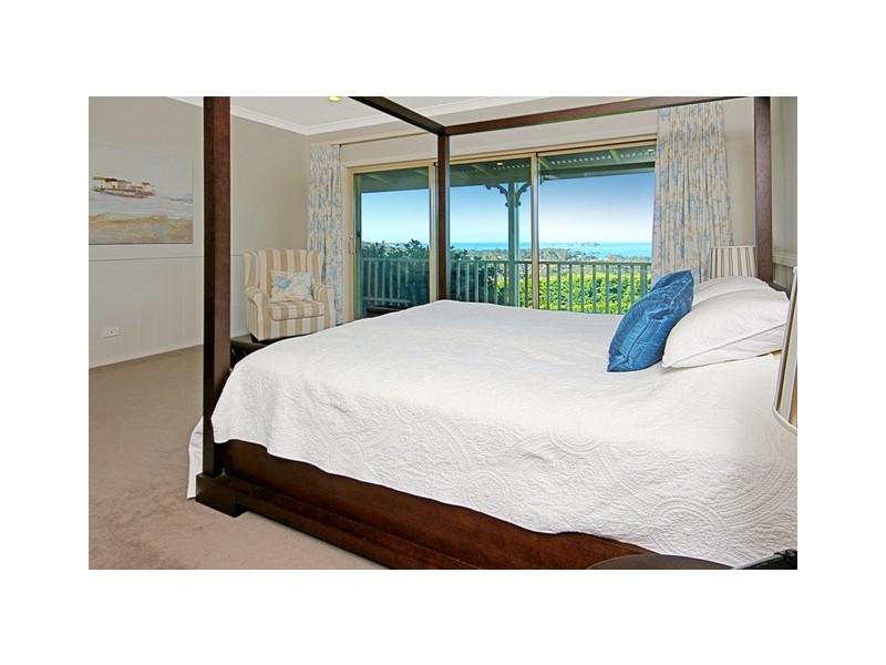 8 Towrang Avenue, Surf Beach NSW 2536