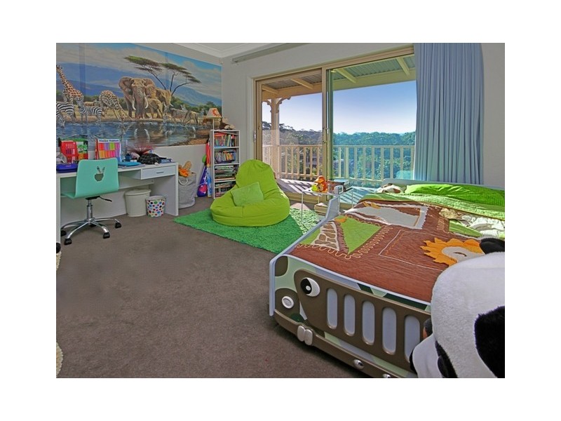 8 Towrang Avenue, Surf Beach NSW 2536