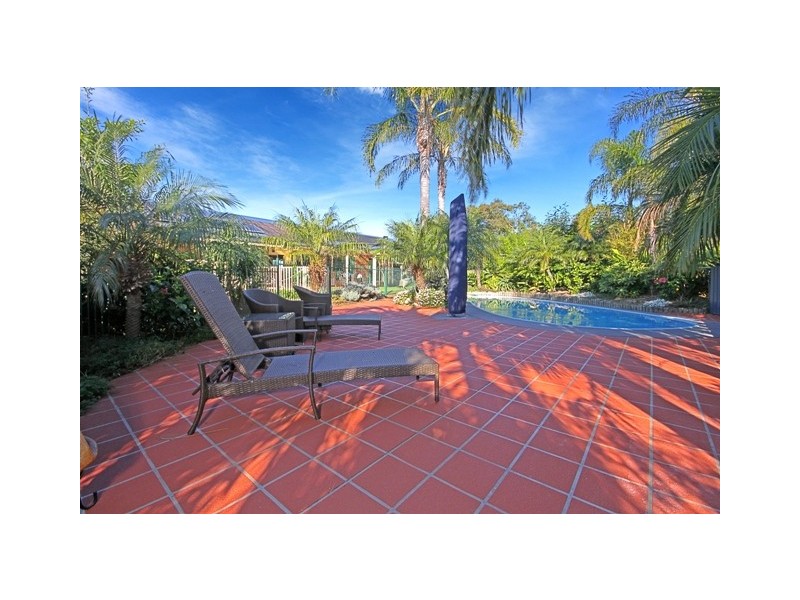 8 Towrang Avenue, Surf Beach NSW 2536