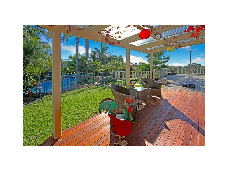 8 Towrang Avenue, Surf Beach NSW 2536