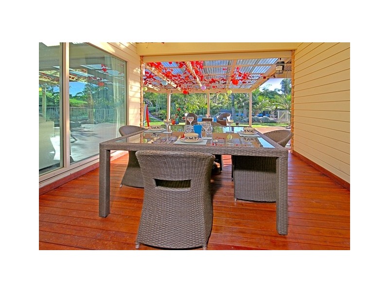 8 Towrang Avenue, Surf Beach NSW 2536