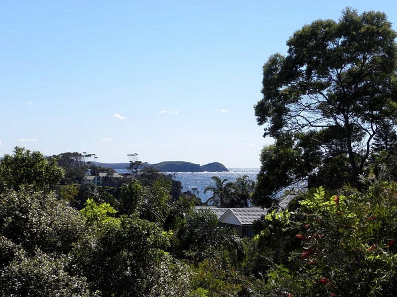 33 Garagarang Street, Malua Bay NSW 2536