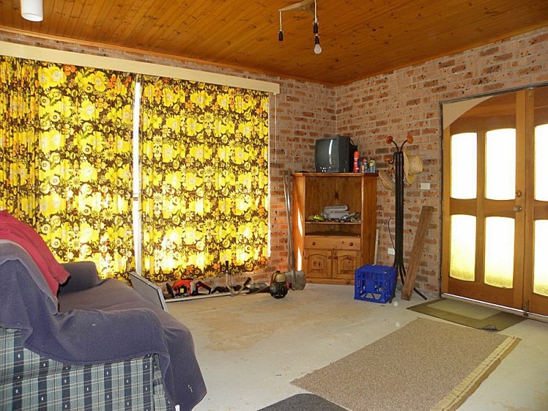 33 Garagarang Street, Malua Bay NSW 2536