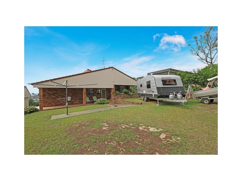 84 Vista Avenue, Catalina NSW 2536