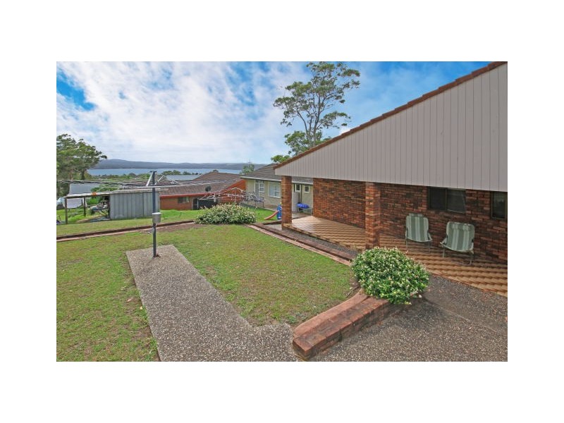 84 Vista Avenue, Catalina NSW 2536