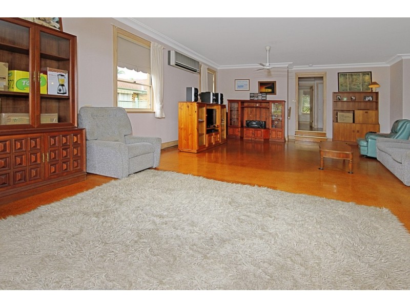 7 Blaxland Crescent, Sunshine Bay NSW 2536