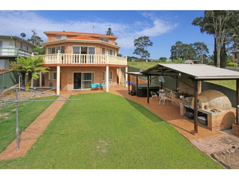 243 Beach Road, Denhams Beach NSW 2536