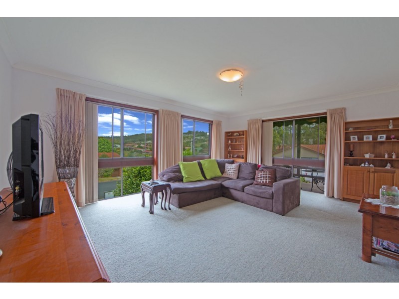 7 Pacific Road, Surf Beach NSW 2536