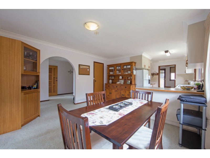 7 Pacific Road, Surf Beach NSW 2536