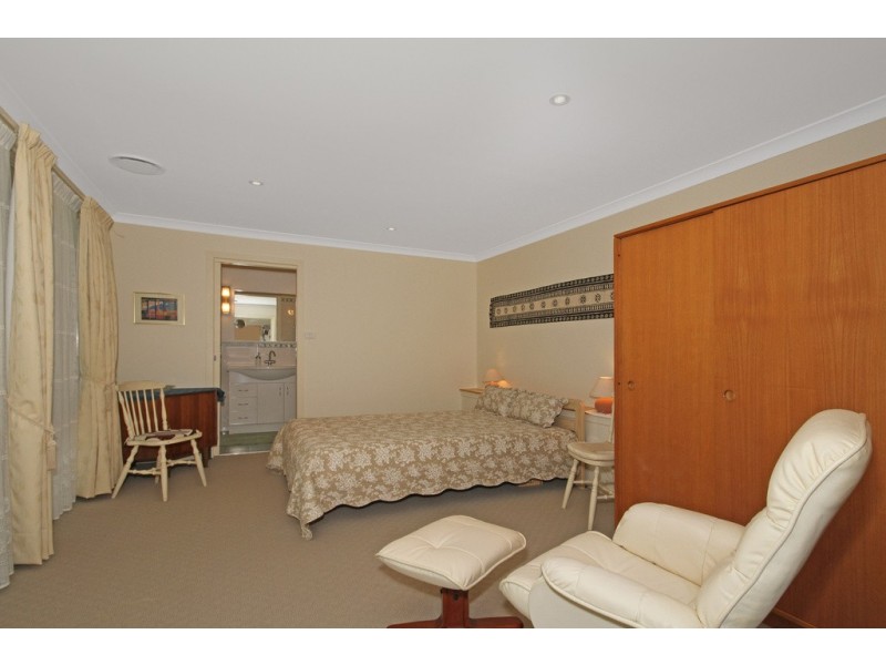 5 Dale Place, Rosedale NSW 2536