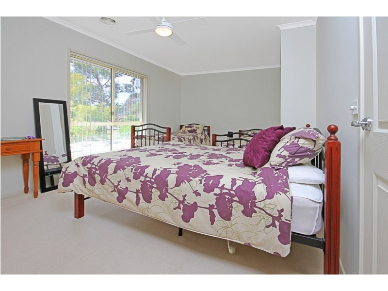 2/11 Wallarah Street, Surfside NSW 2536