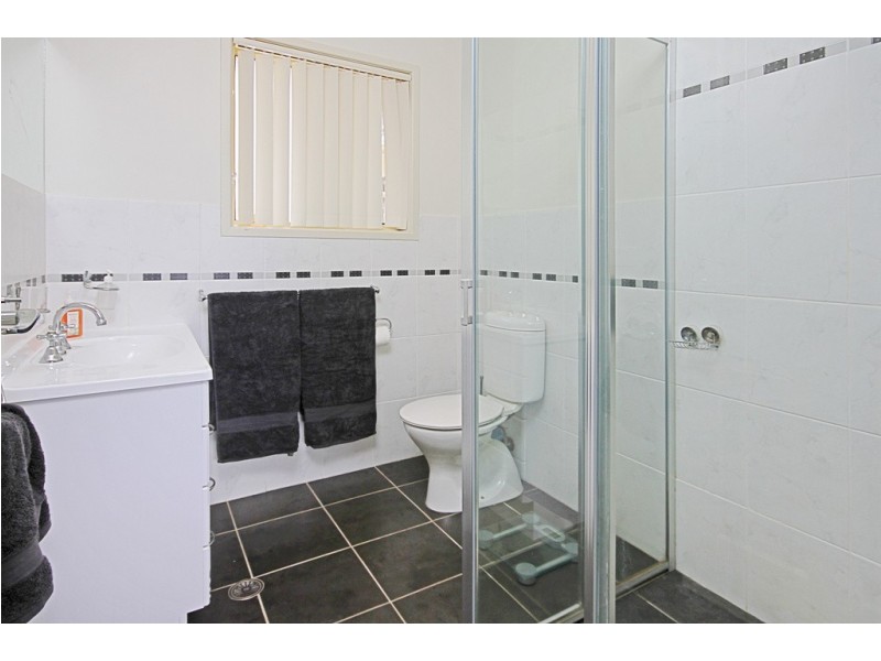 2/11 Wallarah Street, Surfside NSW 2536