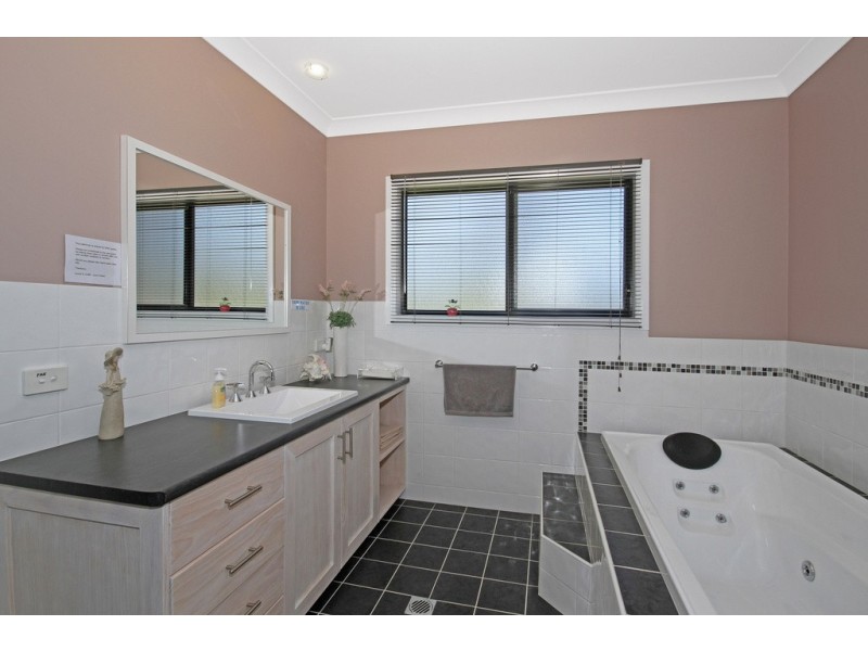 155 Cullendulla Drive, Long Beach NSW 2536