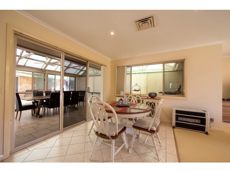 40 Thomas Mitchell Crescent, Sunshine Bay NSW 2536