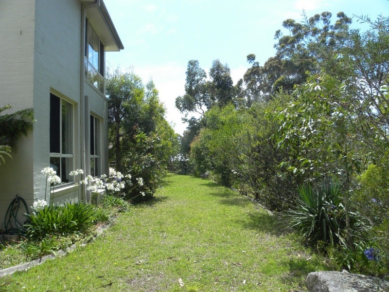 125 Vista Avenue, Batemans Bay NSW 2536