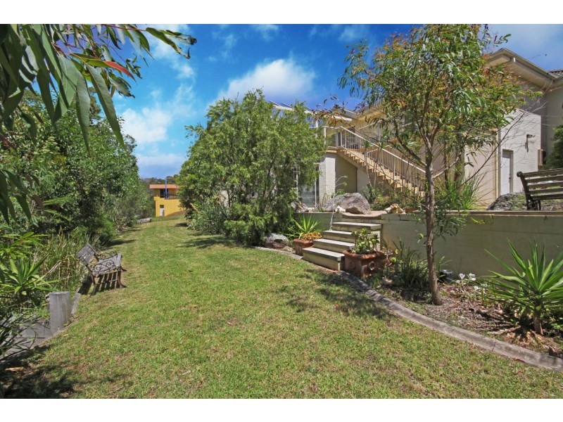 125 Vista Avenue, Batemans Bay NSW 2536