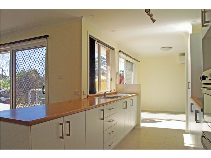 5 Caley Place, Sunshine Bay NSW 2536