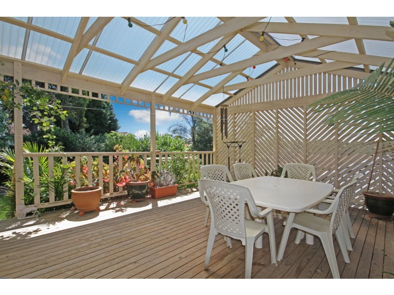 18 Wentworth Avenue, Sunshine Bay NSW 2536