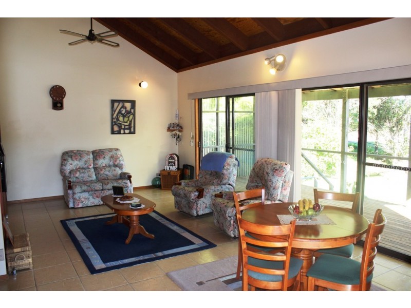 380 George Bass Drive, Malua Bay NSW 2536