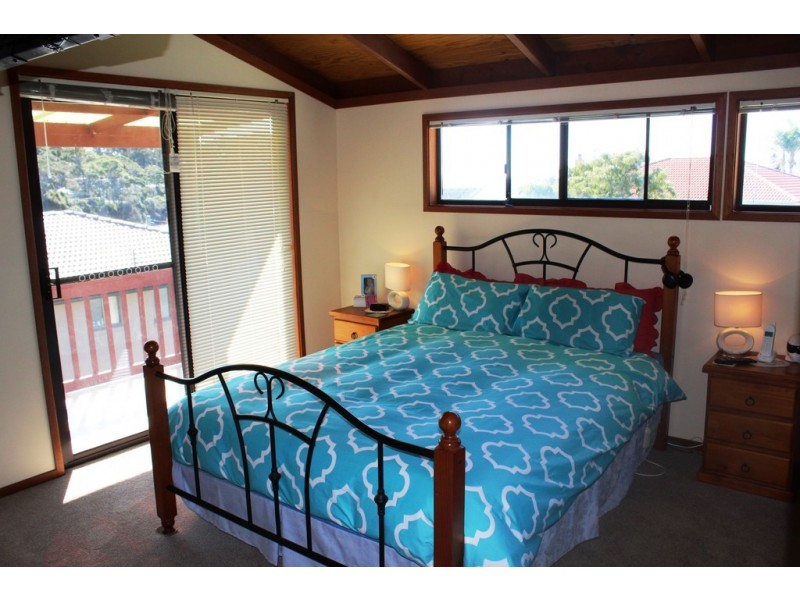 380 George Bass Drive, Malua Bay NSW 2536