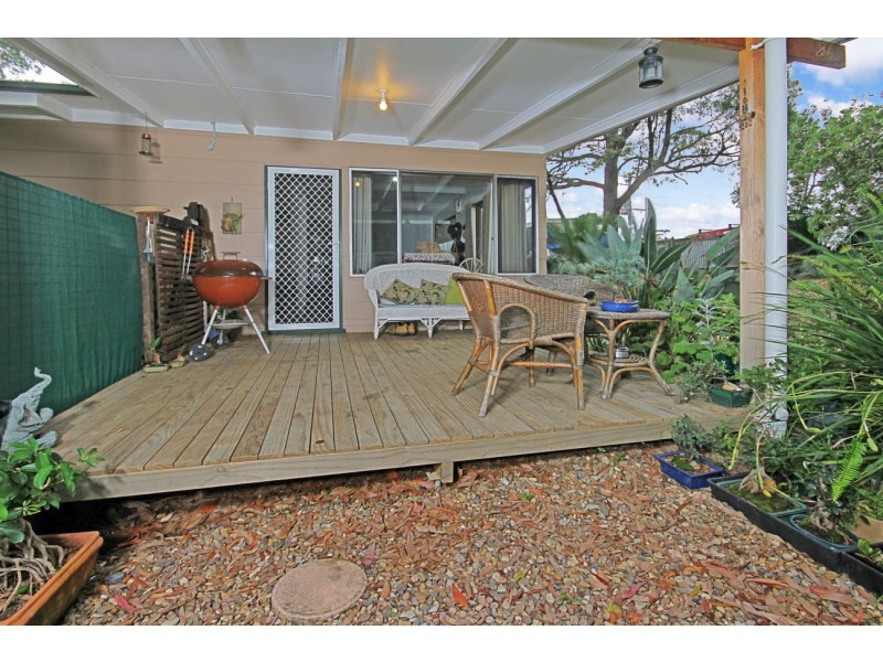 22 Berrima Parade, Surfside NSW 2536