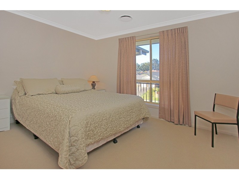 1 Gosse Place, Sunshine Bay NSW 2536