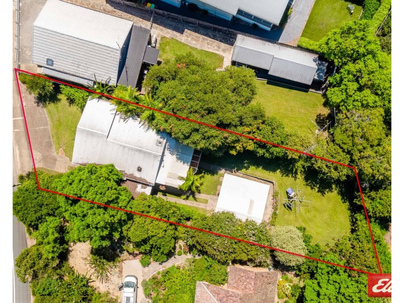 310 Beach Road, Batehaven NSW 2536