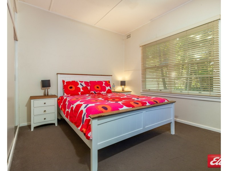 310 Beach Road, Batehaven NSW 2536