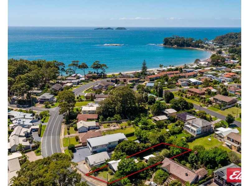 310 Beach Road, Batehaven NSW 2536