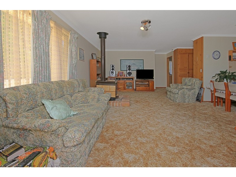 3 Catlin Avenue, Batemans Bay NSW 2536