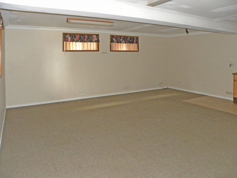 5 Denham Avenue, Denhams Beach NSW 2536