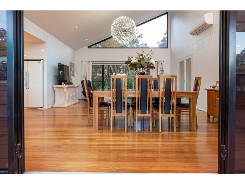 58 Yarrabee Drive, Batemans Bay NSW 2536